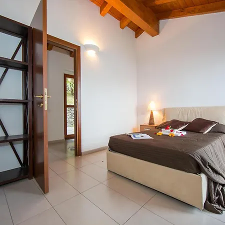 Ferienhaus Aquila Pianello Del Lario